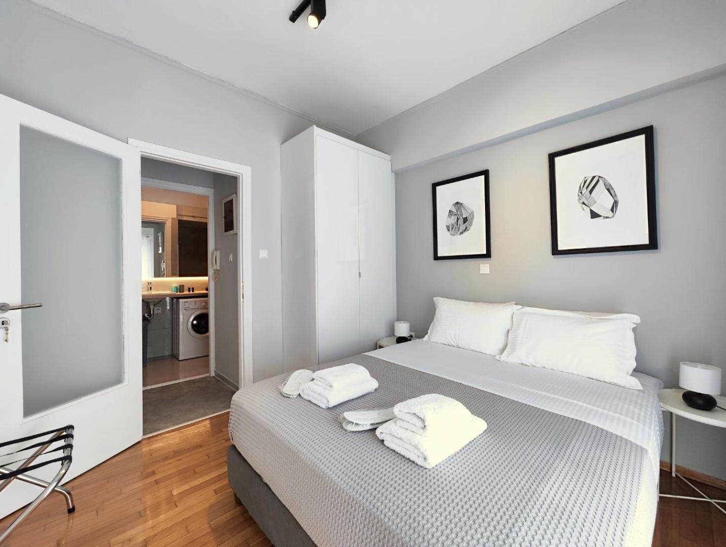 Zea Apartments بيرايوس الغرفة الصورة
